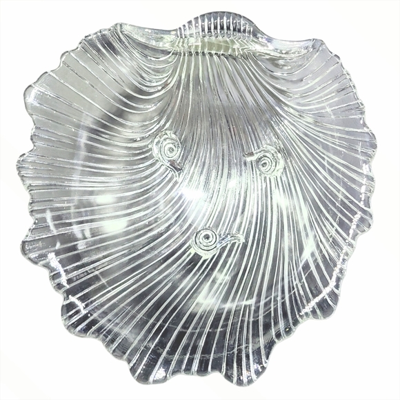 Vintage Mikasa Crystal Seascape Salad Bowl